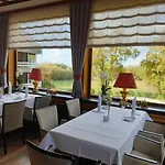 Hoepen Szálloda Schneverdingen