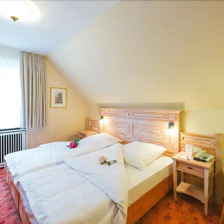Hoepen 4* Schneverdingen