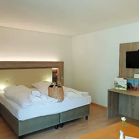 Hoepen 4*