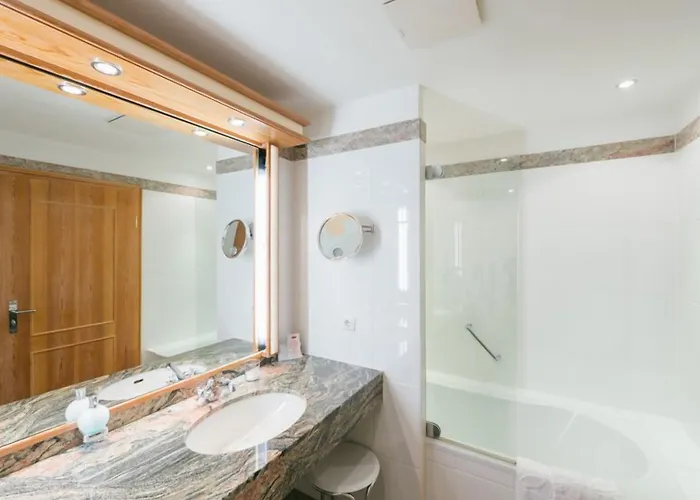 Hoepen Hotel 4*